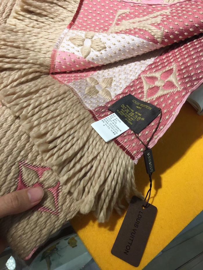 Louis Vuitton Scarf LV00156